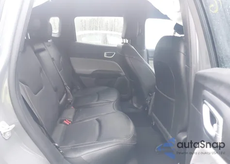 2023 Jeep Compass Latitude Lux Fwd from USA, damaged, VIN 3C4NJDFN6PT571535